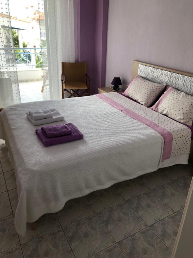 Thomi'S House. Villa Gerakini Buitenkant foto